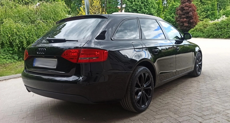 Audi A4 cena 23700 przebieg: 369000, rok produkcji 2008 z Ostróda małe 211